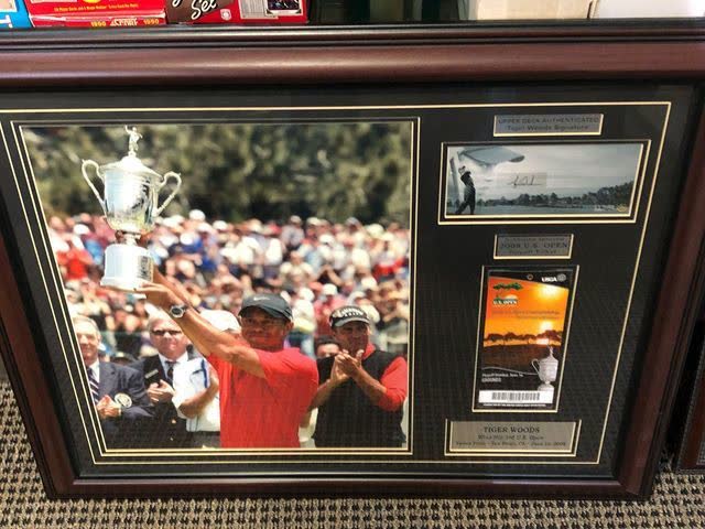Framed Tiger Woods 2008 U.S. Open commemorative display