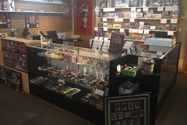 Glass display counter and wall displays